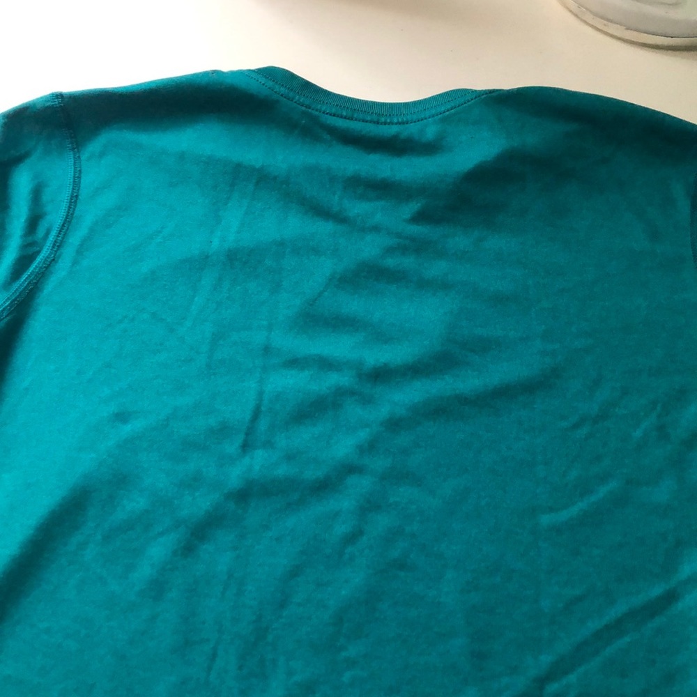 Nike tee - Picture 3 of 3